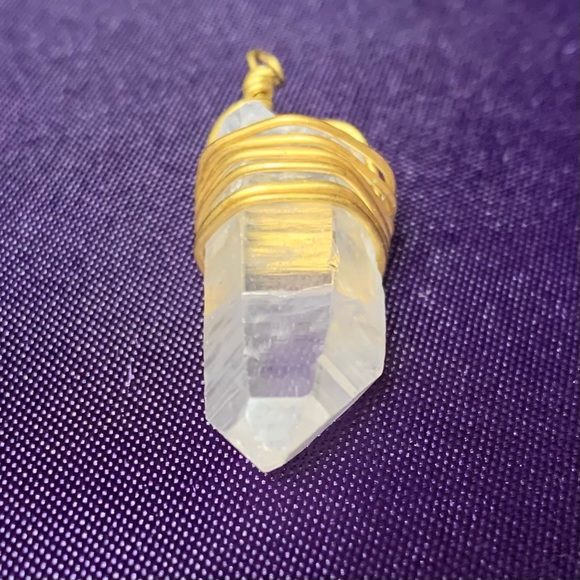 Vintage Quartz Wire Wrapped Pendant - Picture 14 of 14